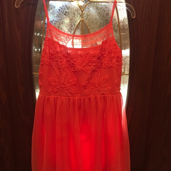 Coral sundress - Picture 3 of 4